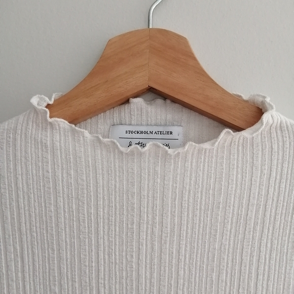 & Other Stories White Ribbed Top Elbow Sleeves Y2K Lettuce Hem 2 - Picture 10 of 16